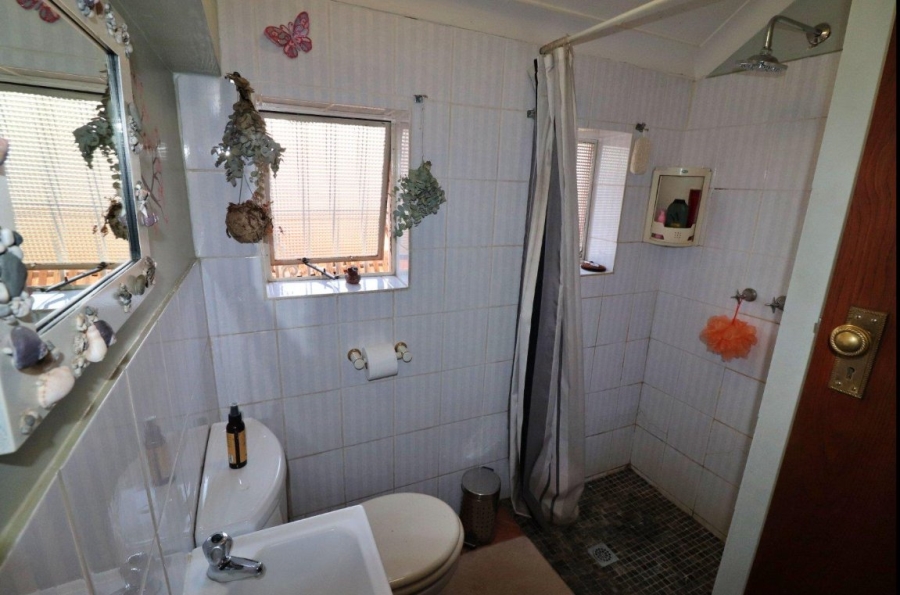 3 Bedroom Property for Sale in Edenvale Central Gauteng