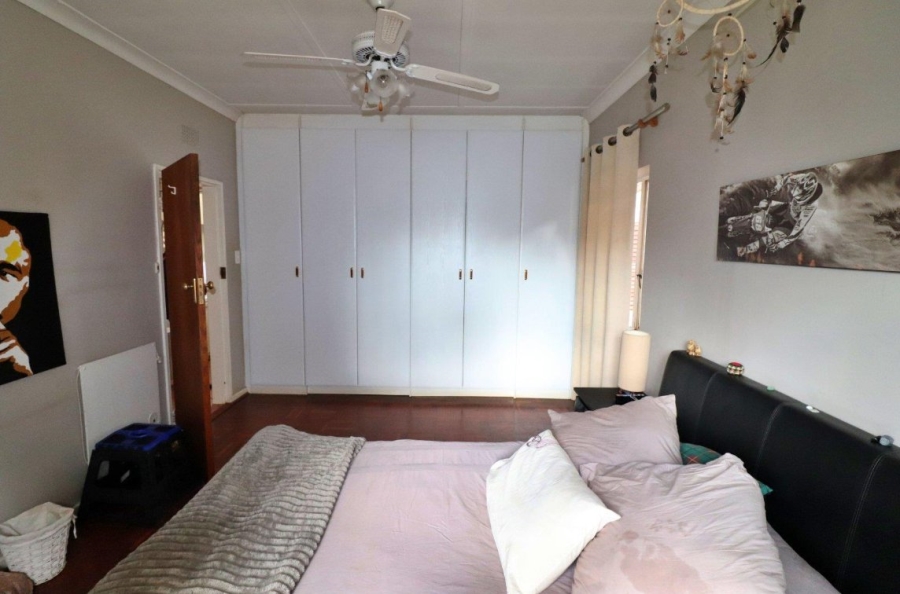 3 Bedroom Property for Sale in Edenvale Central Gauteng
