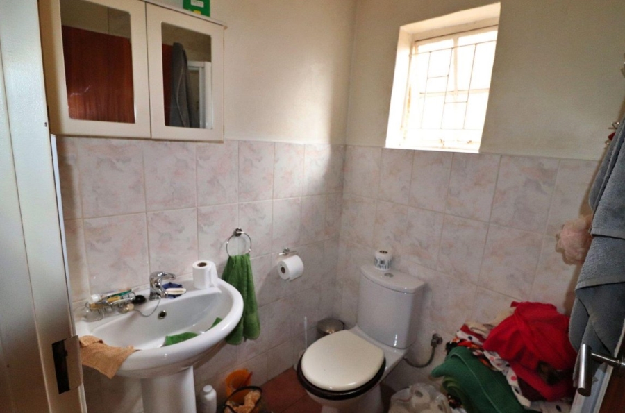 3 Bedroom Property for Sale in Edenvale Central Gauteng