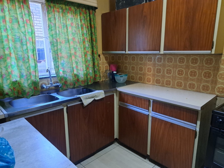 5 Bedroom Property for Sale in Pretoria Gauteng