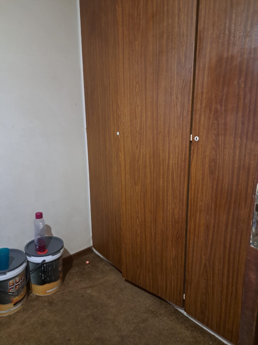 5 Bedroom Property for Sale in Pretoria Gauteng
