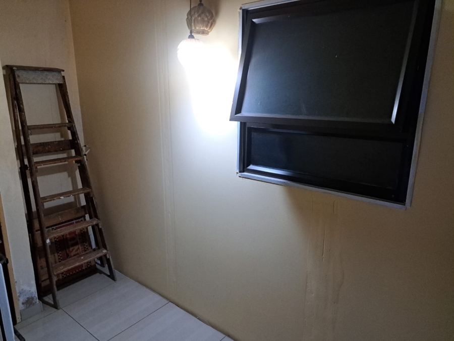 5 Bedroom Property for Sale in Pretoria Gauteng