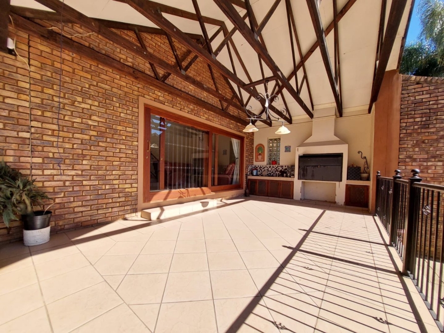4 Bedroom Property for Sale in Montana Park Gauteng