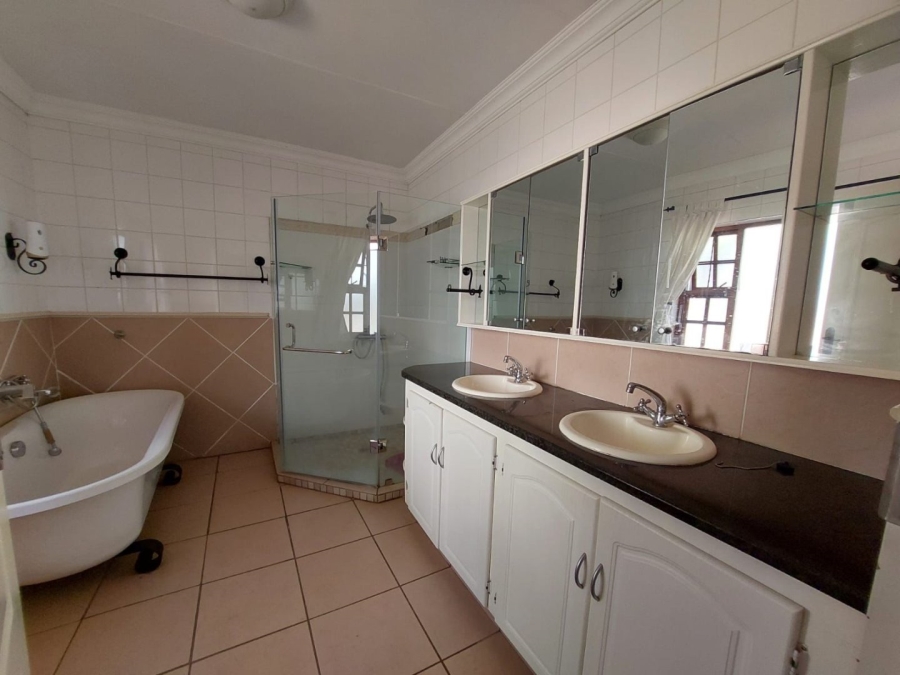 4 Bedroom Property for Sale in Montana Park Gauteng