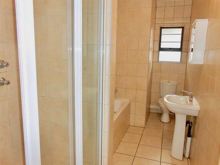 2 Bedroom Property for Sale in Noordhang Gauteng