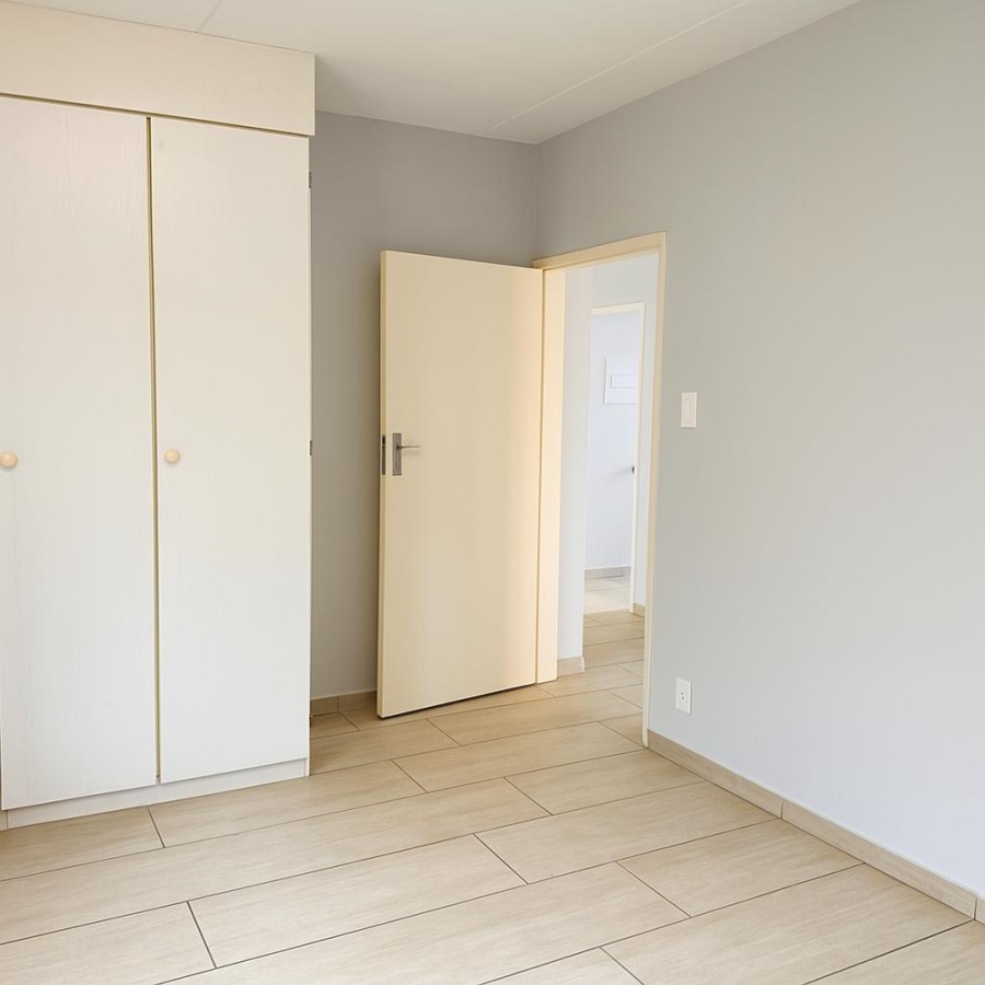 2 Bedroom Property for Sale in Noordhang Gauteng