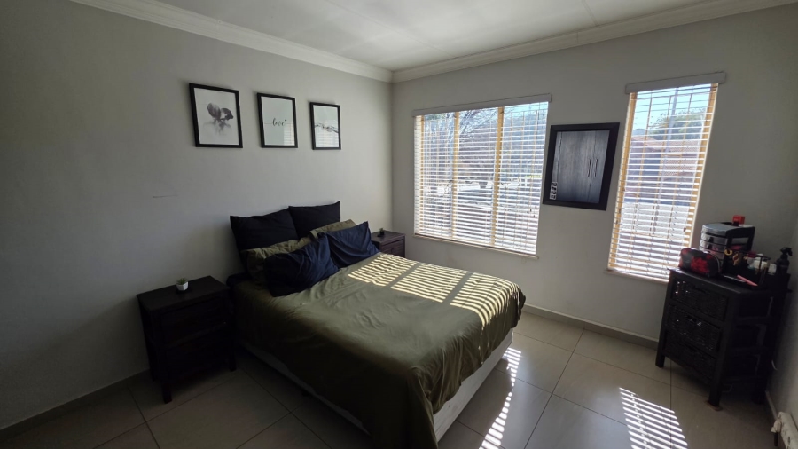 2 Bedroom Property for Sale in Doornpoort Gauteng