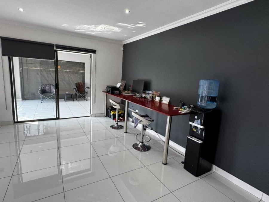 3 Bedroom Property for Sale in Pomona Gauteng