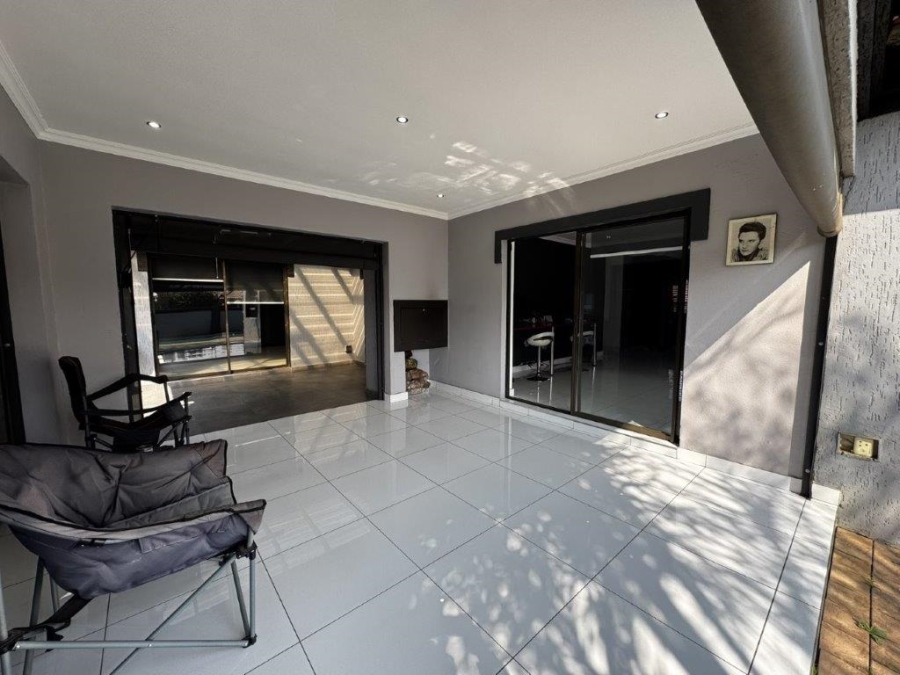 3 Bedroom Property for Sale in Pomona Gauteng