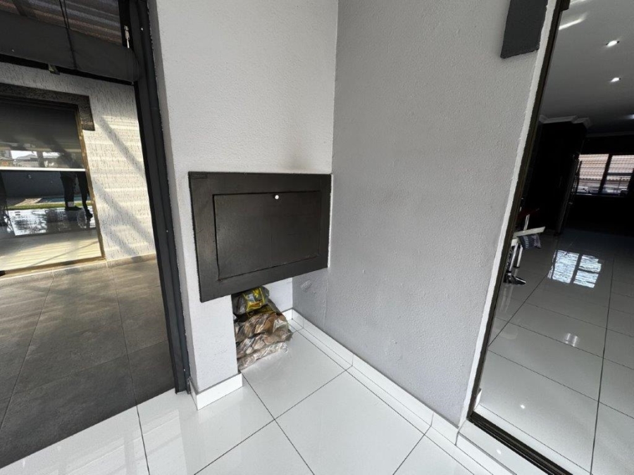 3 Bedroom Property for Sale in Pomona Gauteng