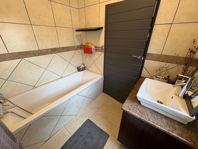3 Bedroom Property for Sale in Van Riebeeck Park Gauteng