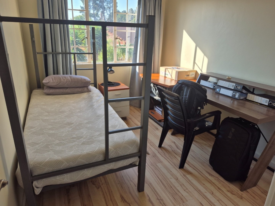 2 Bedroom Property for Sale in Die Hoewes Gauteng