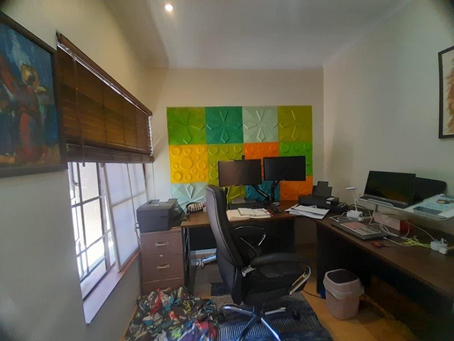To Let 4 Bedroom Property for Rent in Menlo Park Gauteng