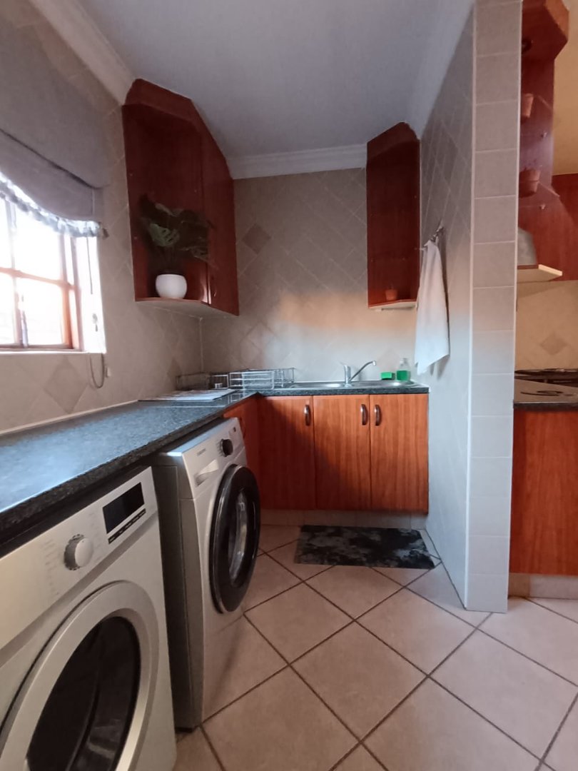4 Bedroom Property for Sale in Amberfield Gauteng