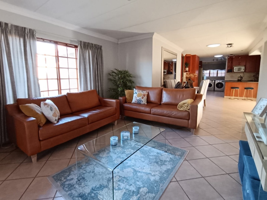 4 Bedroom Property for Sale in Amberfield Gauteng