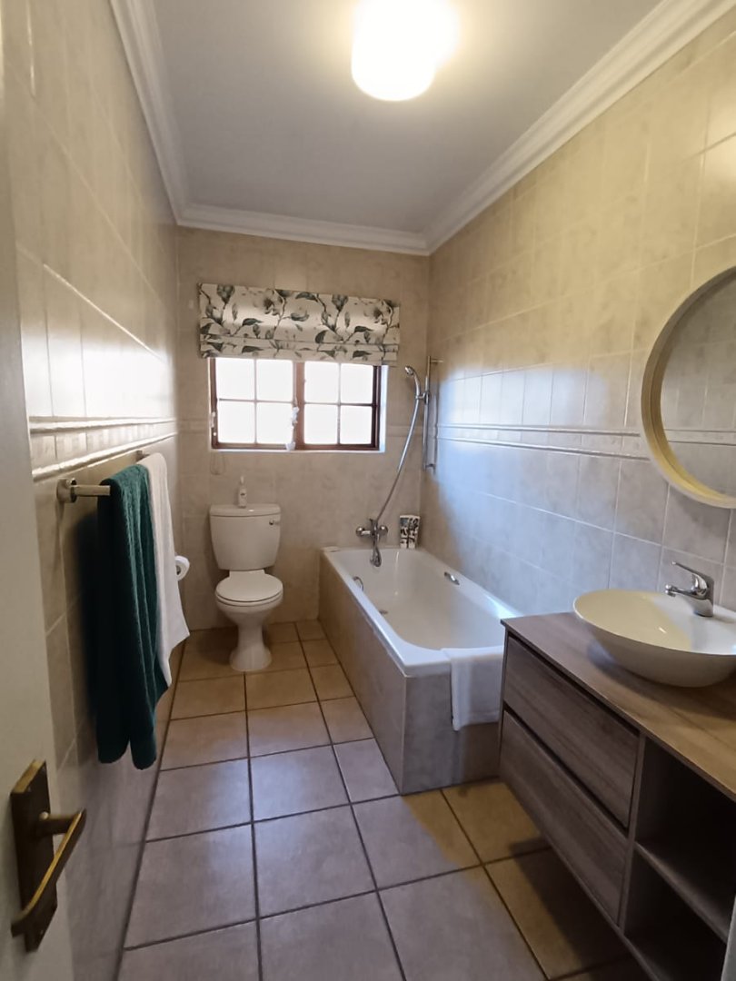 4 Bedroom Property for Sale in Amberfield Gauteng