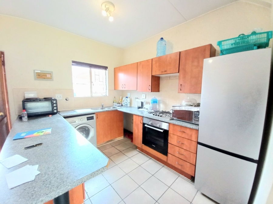 2 Bedroom Property for Sale in Greenstone Hill Gauteng