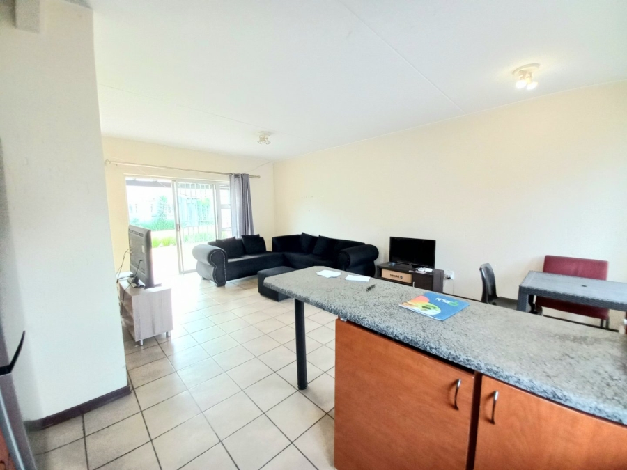 2 Bedroom Property for Sale in Greenstone Hill Gauteng