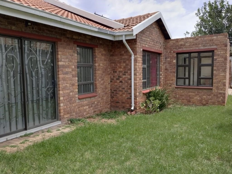 3 Bedroom Property for Sale in Pomona Gauteng