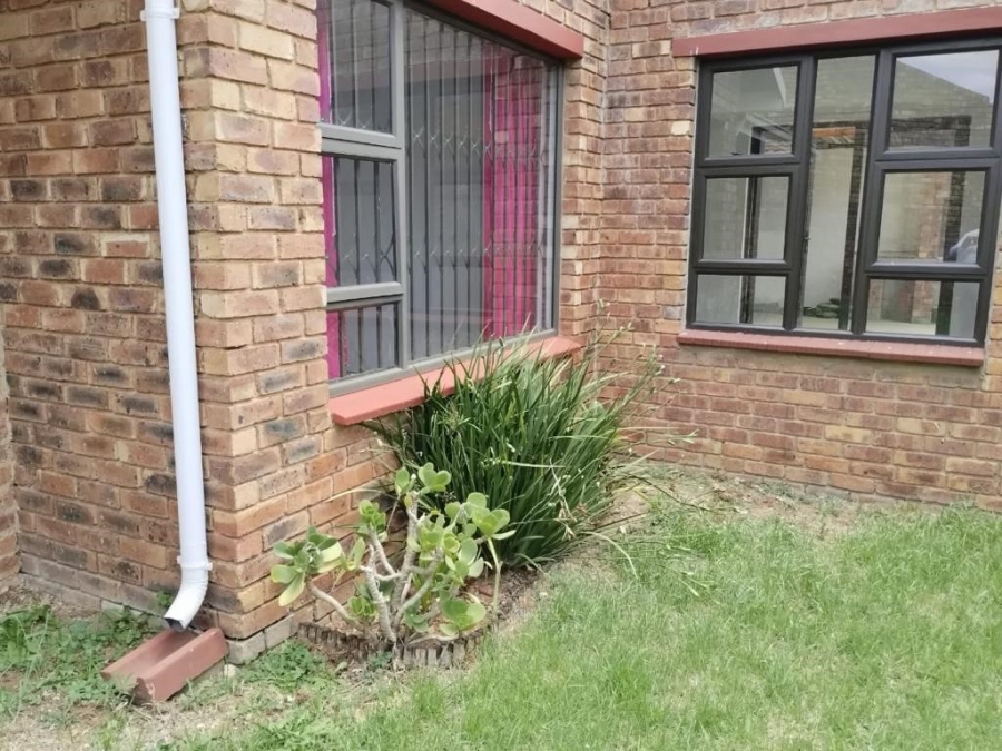 3 Bedroom Property for Sale in Pomona Gauteng