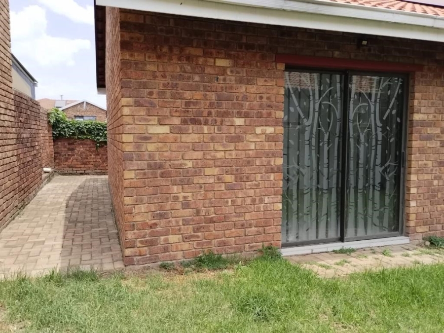 3 Bedroom Property for Sale in Pomona Gauteng