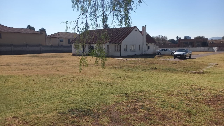  Bedroom Property for Sale in Bedfordview Gauteng