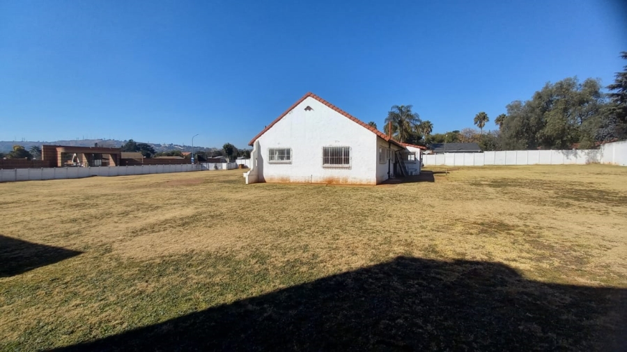  Bedroom Property for Sale in Bedfordview Gauteng