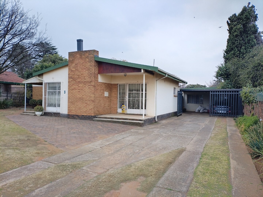 3 Bedroom Property for Sale in Selcourt Gauteng
