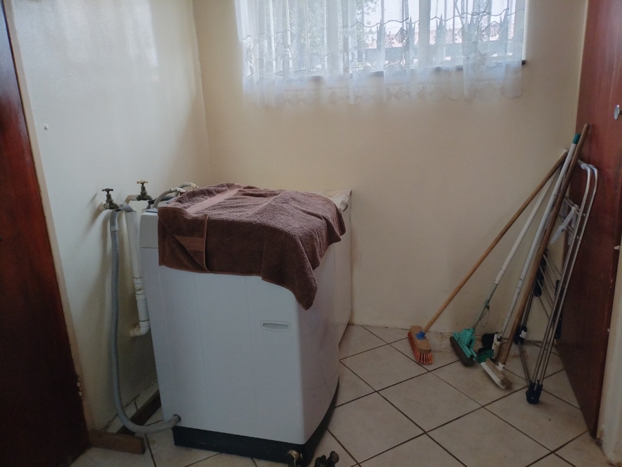 3 Bedroom Property for Sale in Selcourt Gauteng