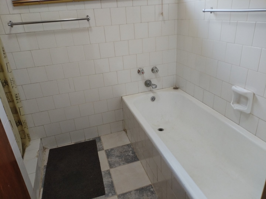 3 Bedroom Property for Sale in Selcourt Gauteng