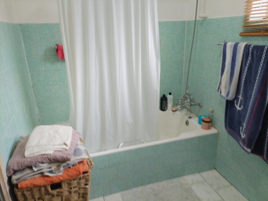 3 Bedroom Property for Sale in Selcourt Gauteng