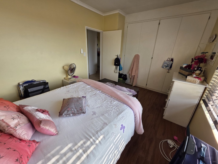 2 Bedroom Property for Sale in Magalieskruin Gauteng