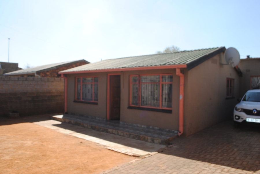 2 Bedroom Property for Sale in Naledi Gauteng