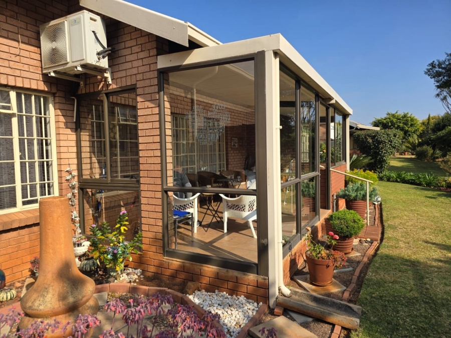 2 Bedroom Property for Sale in Montana Park Gauteng