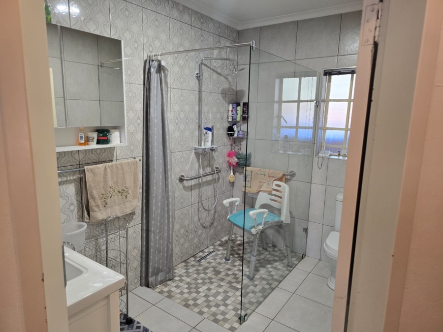 2 Bedroom Property for Sale in Montana Park Gauteng