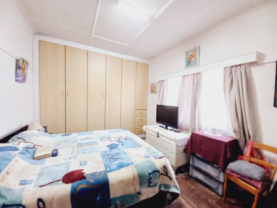 3 Bedroom Property for Sale in Symhurst Gauteng
