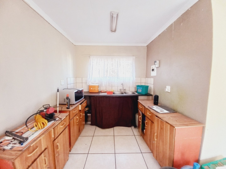 3 Bedroom Property for Sale in Symhurst Gauteng