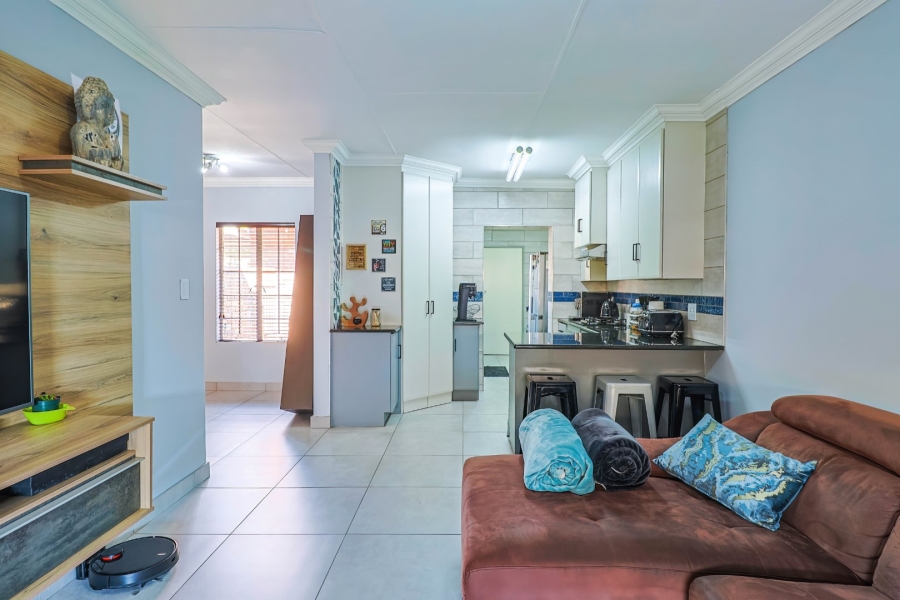 2 Bedroom Property for Sale in Amberfield Gauteng