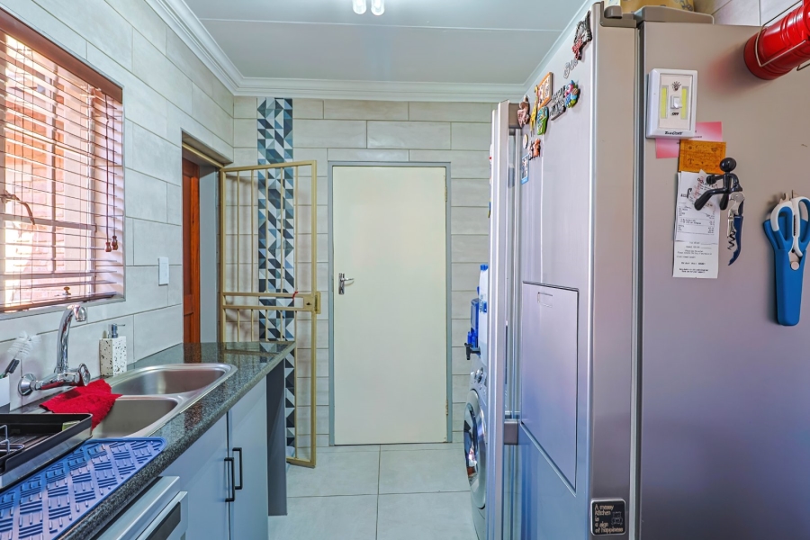2 Bedroom Property for Sale in Amberfield Gauteng