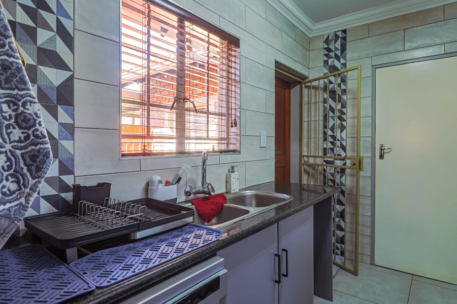 2 Bedroom Property for Sale in Amberfield Gauteng