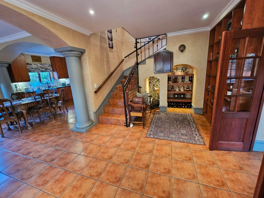 To Let 2 Bedroom Property for Rent in Faerie Glen Gauteng