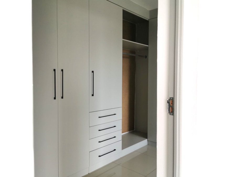 5 Bedroom Property for Sale in Serengeti Lifestyle Estate Gauteng