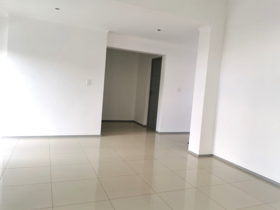 5 Bedroom Property for Sale in Serengeti Lifestyle Estate Gauteng