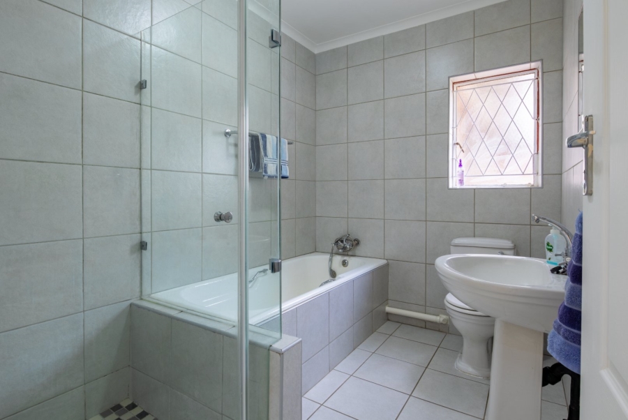 2 Bedroom Property for Sale in Eden Glen Gauteng