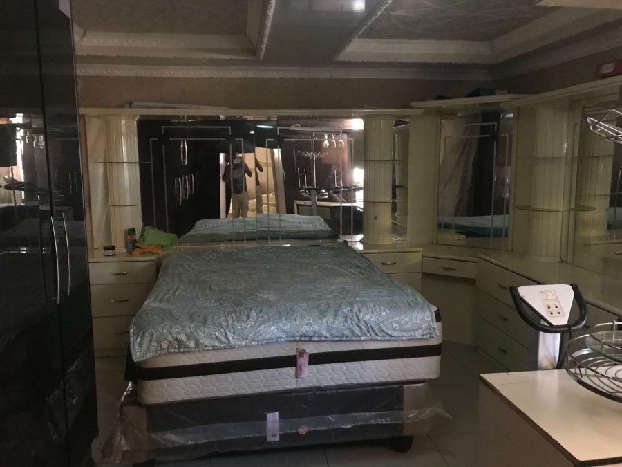  Bedroom Property for Sale in Kagiso Gauteng