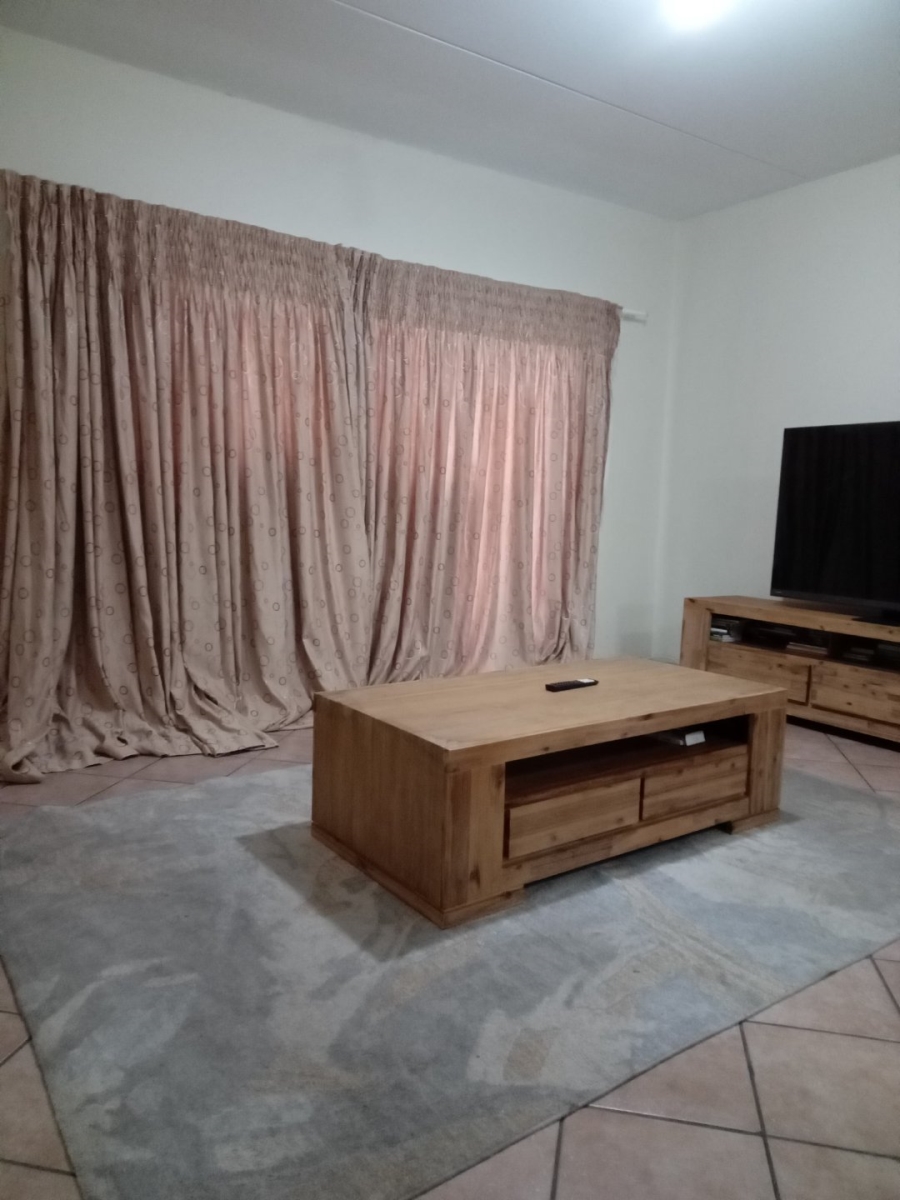2 Bedroom Property for Sale in Lonehill Gauteng