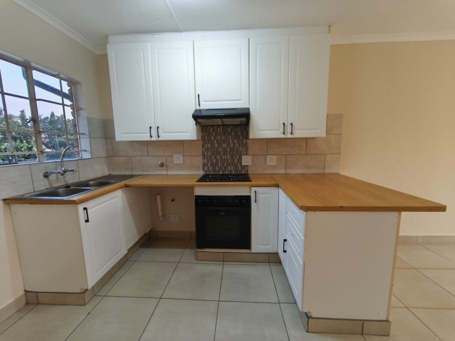 2 Bedroom Property for Sale in Amberfield Gauteng