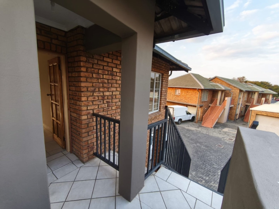 2 Bedroom Property for Sale in Amberfield Gauteng