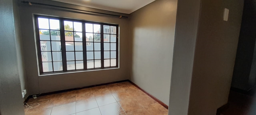 To Let 3 Bedroom Property for Rent in Moreleta Park Gauteng