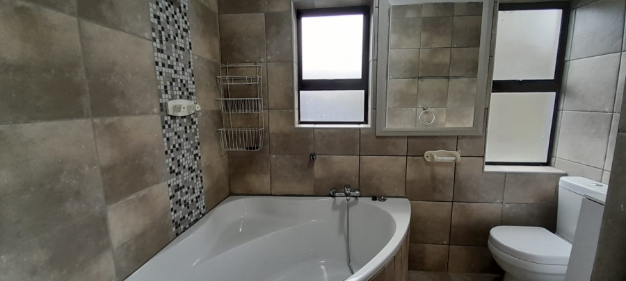 To Let 3 Bedroom Property for Rent in Moreleta Park Gauteng